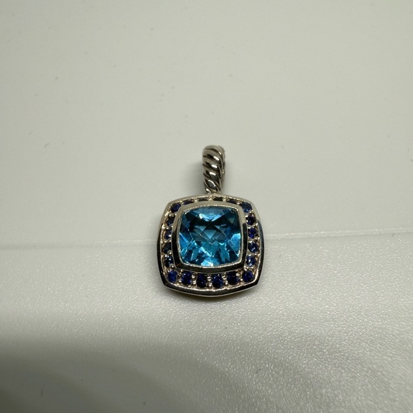 David Yurman Blue Topaz pendent with Blue Sapphires - Picture 6 of 7